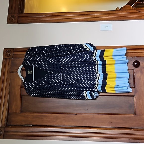 Polka-dot dress - Picture 1 of 3